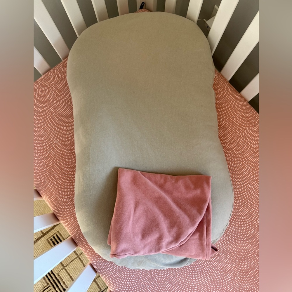 Snuggleme Infant lounger with 2 slipcovers